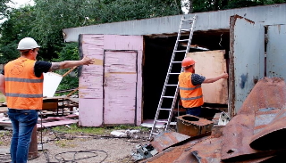 Демонтаж гаражей в Лениногорске, цена от 1790 руб. – услуги под ключ от 2Землекопа-Лнр