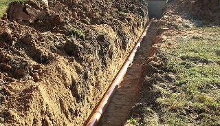 Копка траншей для водопровода в Лениногорске: цена за метр от 948 руб.